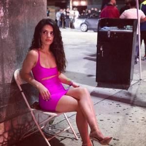 Meet your Posher, Beatriz